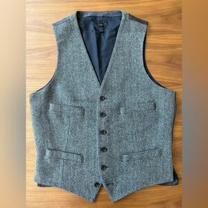 JCrew Men’s Grey Herringbone Vest Size Small